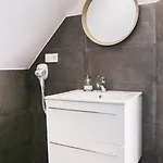 Balkon Apartmanhaz Panzio Bed & Breakfast 3*