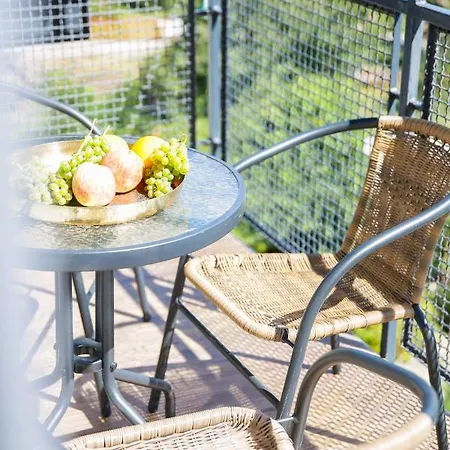 Balkon Apartmanhaz Panzio *
