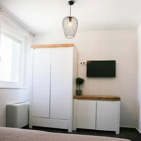 Balkon Apartmanhaz Panzio 3* Balatonfüred