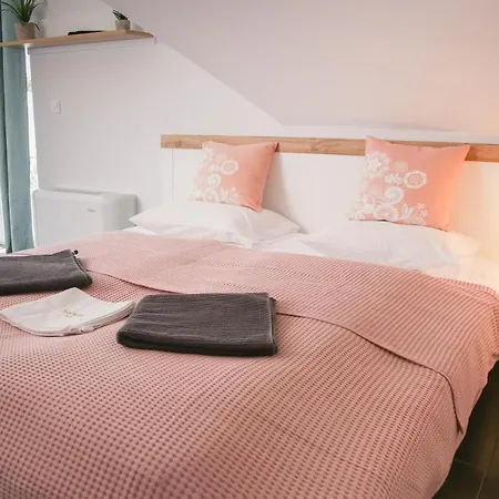 Couette-café Balkon Apartmanhaz Panzio Balatonfüred