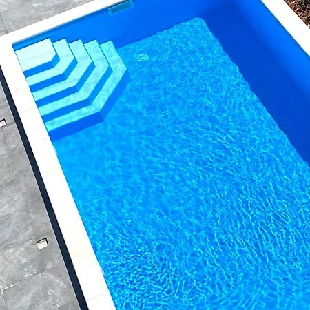 Bed and Breakfast Balkon Apartmanhaz Panzio 3*