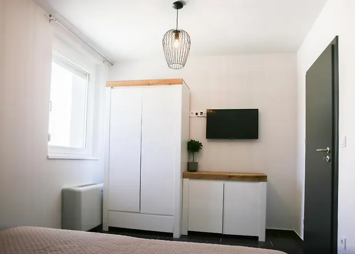 Balkon Apartmanhaz Panzio 3* Balatonfüred