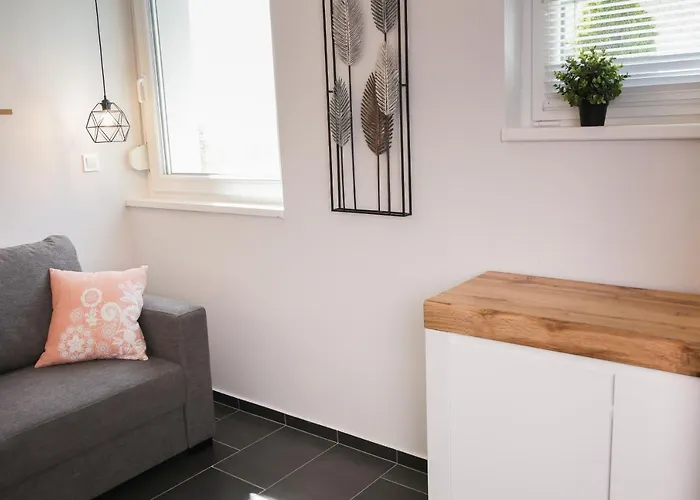 Balkon Apartmanhaz Panzio Balatonfüred