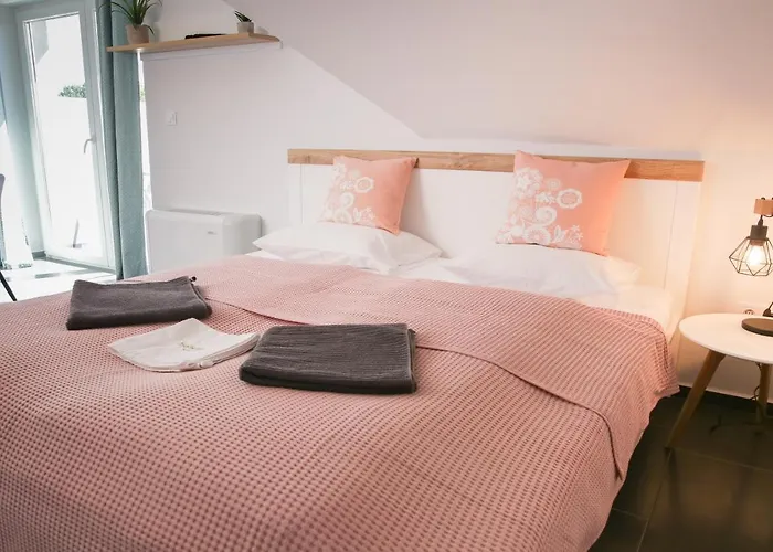 Couette-café Balkon Apartmanhaz Panzio Balatonfüred