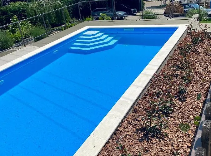 Bed & Breakfast Balkon Apartmanhaz Panzio 3*